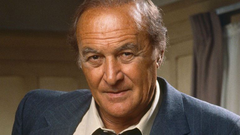 Whoa… Robert Loggia